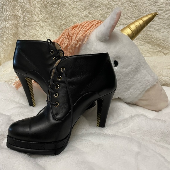 Chanel platform laced booties size 6.5 - Picture 5 of 12